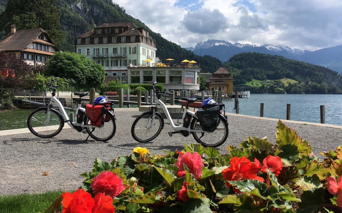 E-Bike Tour zu den 4 Innerschweizer Swiss Historic Hotels